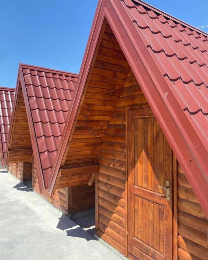 Bungalows Kisin Βίλα Τρέμπινιε Εξωτερικό φωτογραφία
