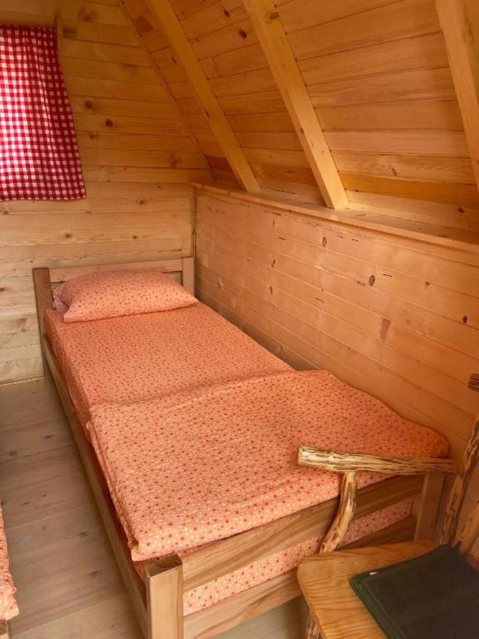 Bungalows Kisin Βίλα Τρέμπινιε Εξωτερικό φωτογραφία